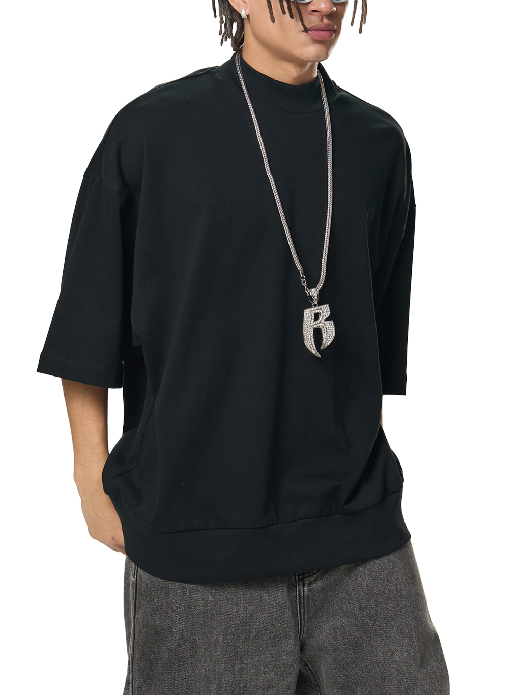 Oversized Mock Neck T-Shirt – Essential Streetwear | Tapstitch-5